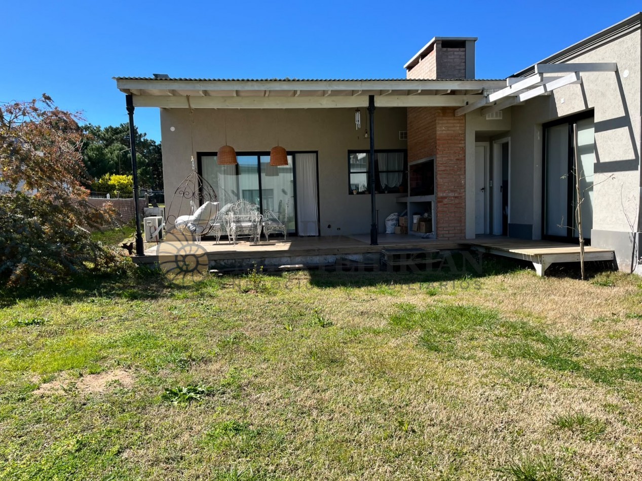 Alquiler casa Barrio Nayades Pinamar Verano 2027