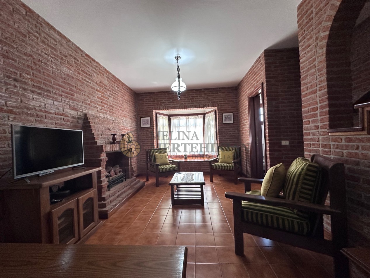 TRIPLEX EN PINAMAR CON COCHERA verano 2027